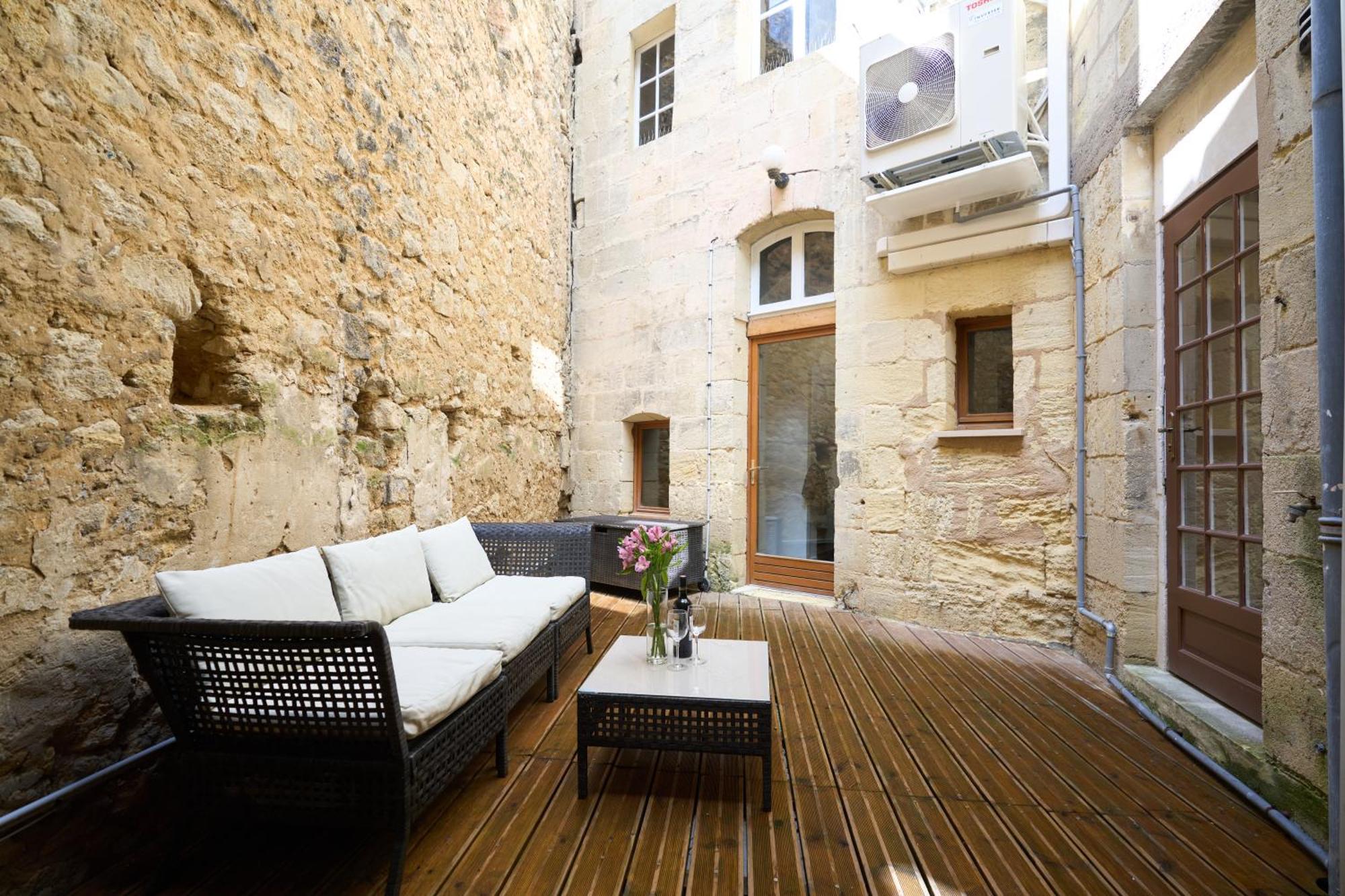 Les Appartements De La Cadene Saint-Émilion Exterior foto