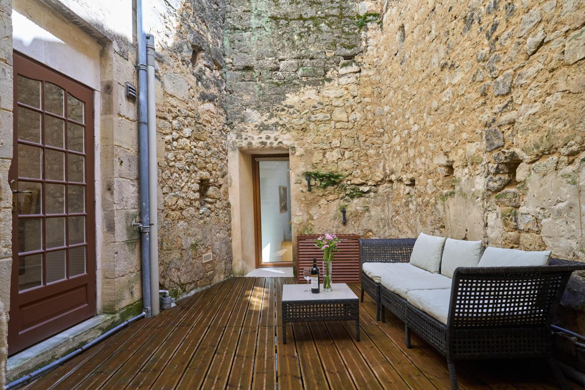 Les Appartements De La Cadene Saint-Émilion Exterior foto